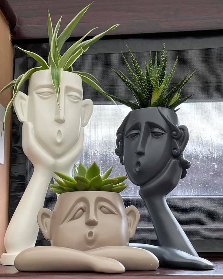 Planter Pot - Three's Company Face Planter - The Beige One