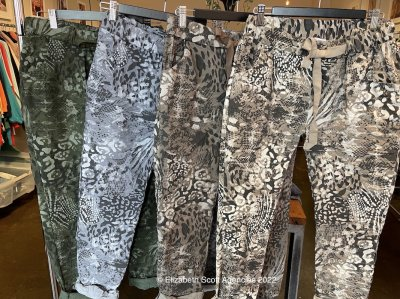 Elizabeth Scott Made In Italy - Animal Print Pants Khaki