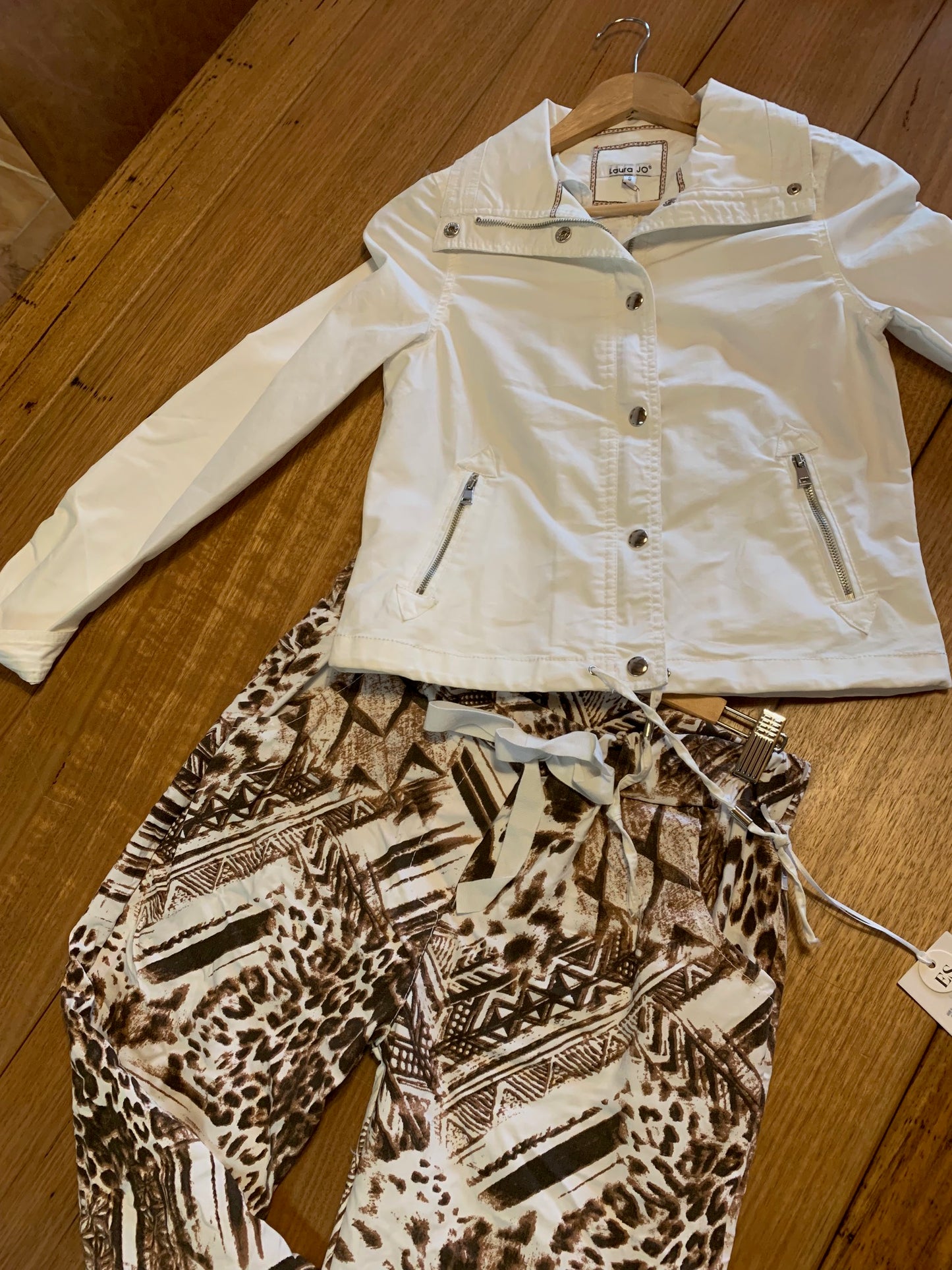 Elizabeth Scott - Tribal Print Pants