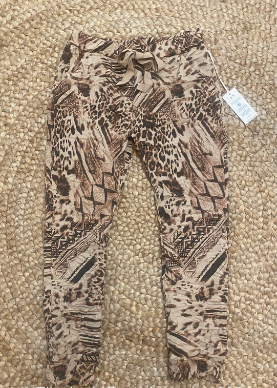 Elizabeth Scott - Tribal Print Pants