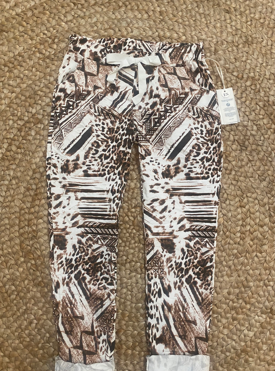 Elizabeth Scott - Tribal Print Pants