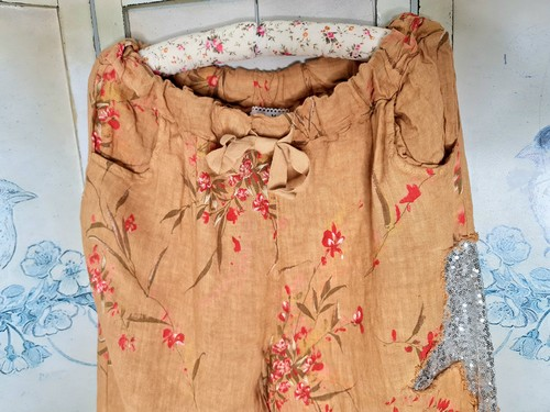 Helga May - Caramel Aika Rose Linen Sequin Star Pants