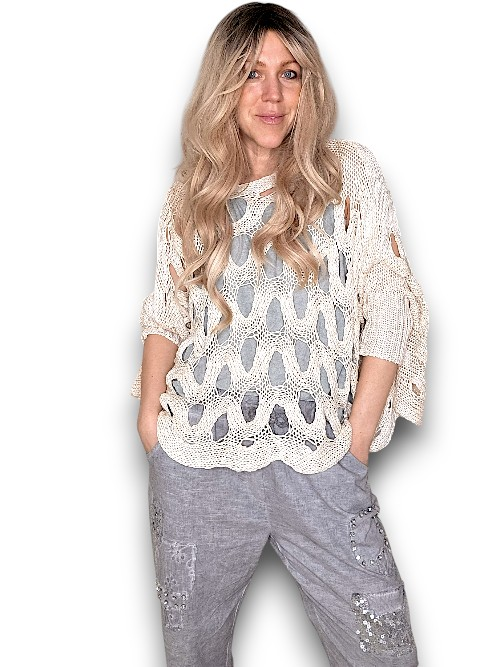 Helga May - Vanilla Wave Hollow Boxy Cuff Knit