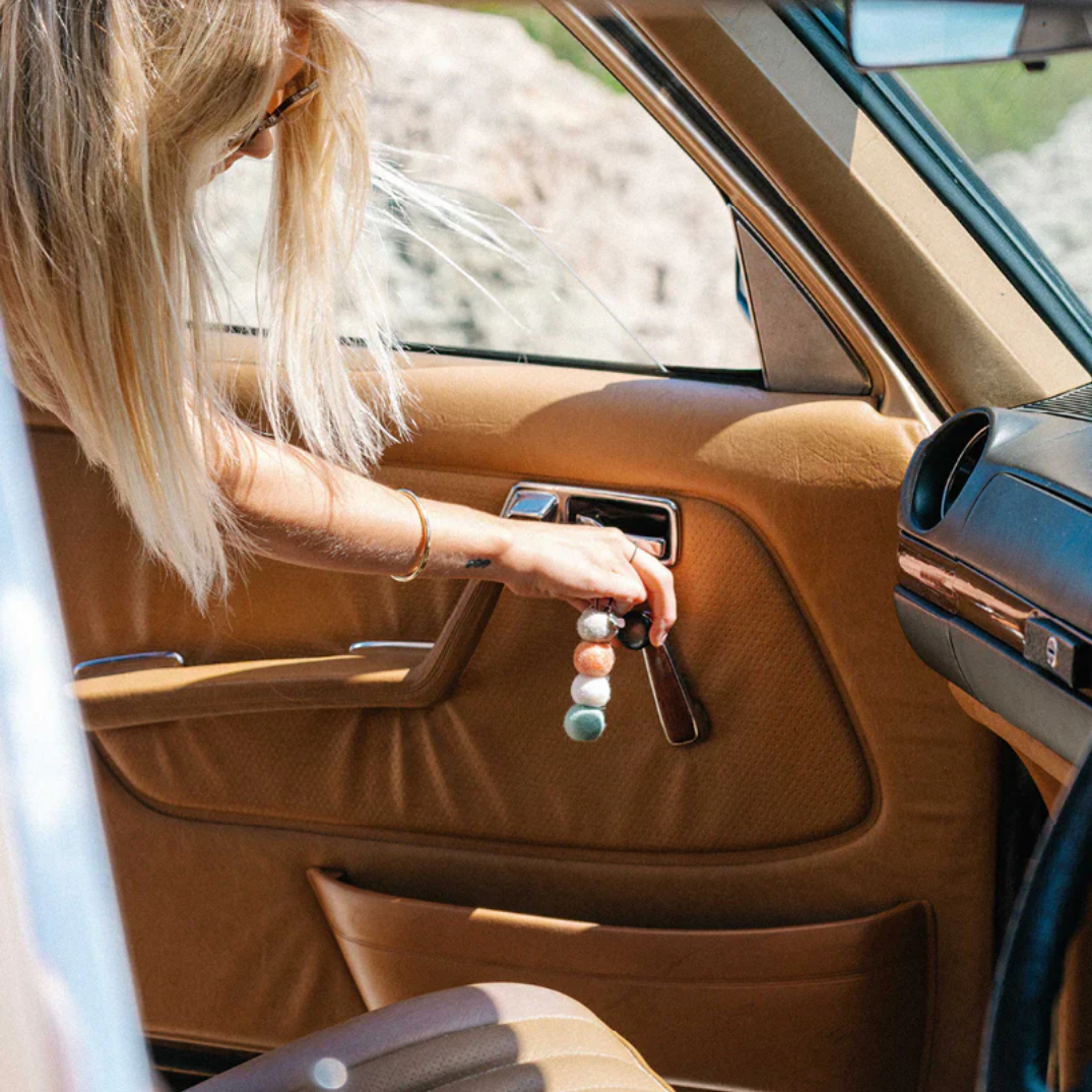 Smelly Balls - Seapink Smelly Balls with Coastal Drift Fragrance