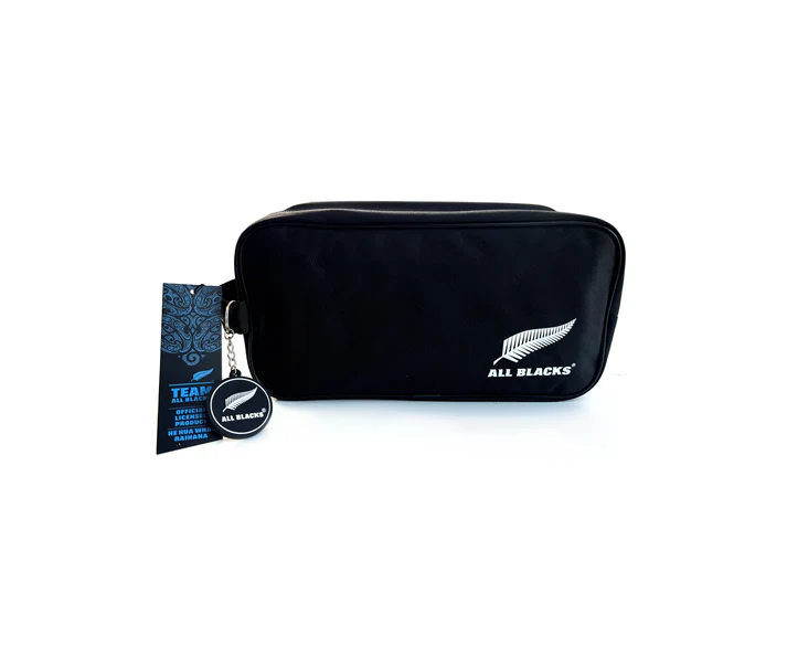 All Blacks Official Merchandise - Toilet Bag - Black with black colour keyring