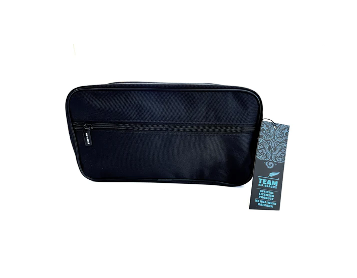 All Blacks Official Merchandise - Toilet Bag - Black with purple colour keyring