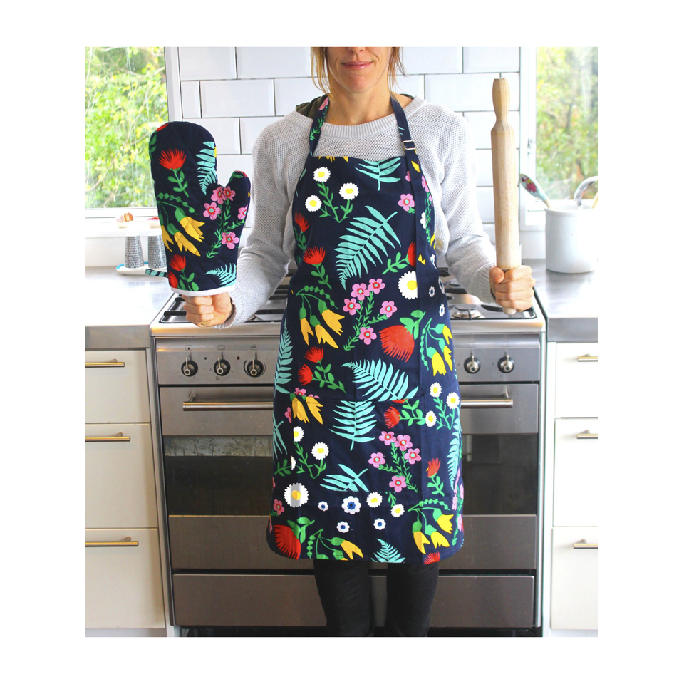 Moana Road - Apron & Mitt Set - Floral