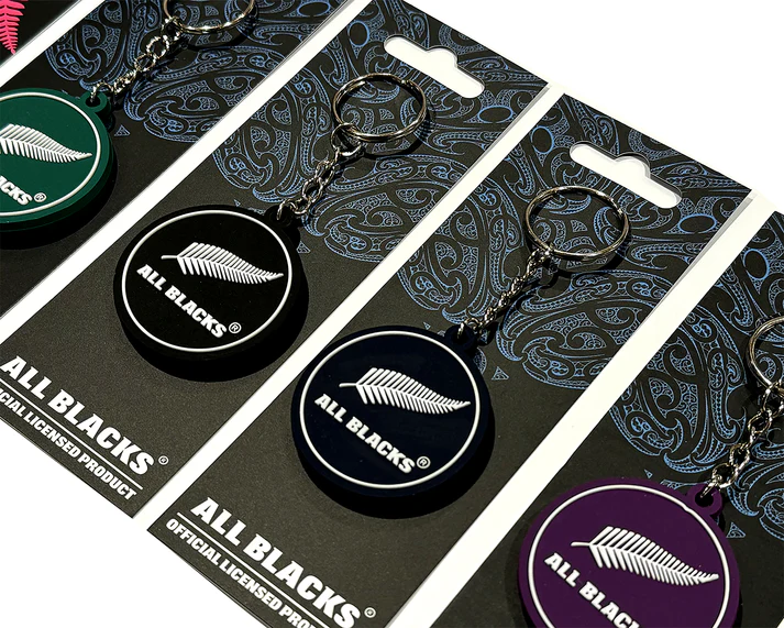 All Blacks Official Merchandise - Toilet Bag - Black with green colour keyring